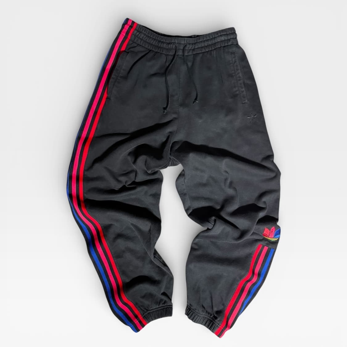 Vintage Adidas three-stripe sweatpants 상품이미지1