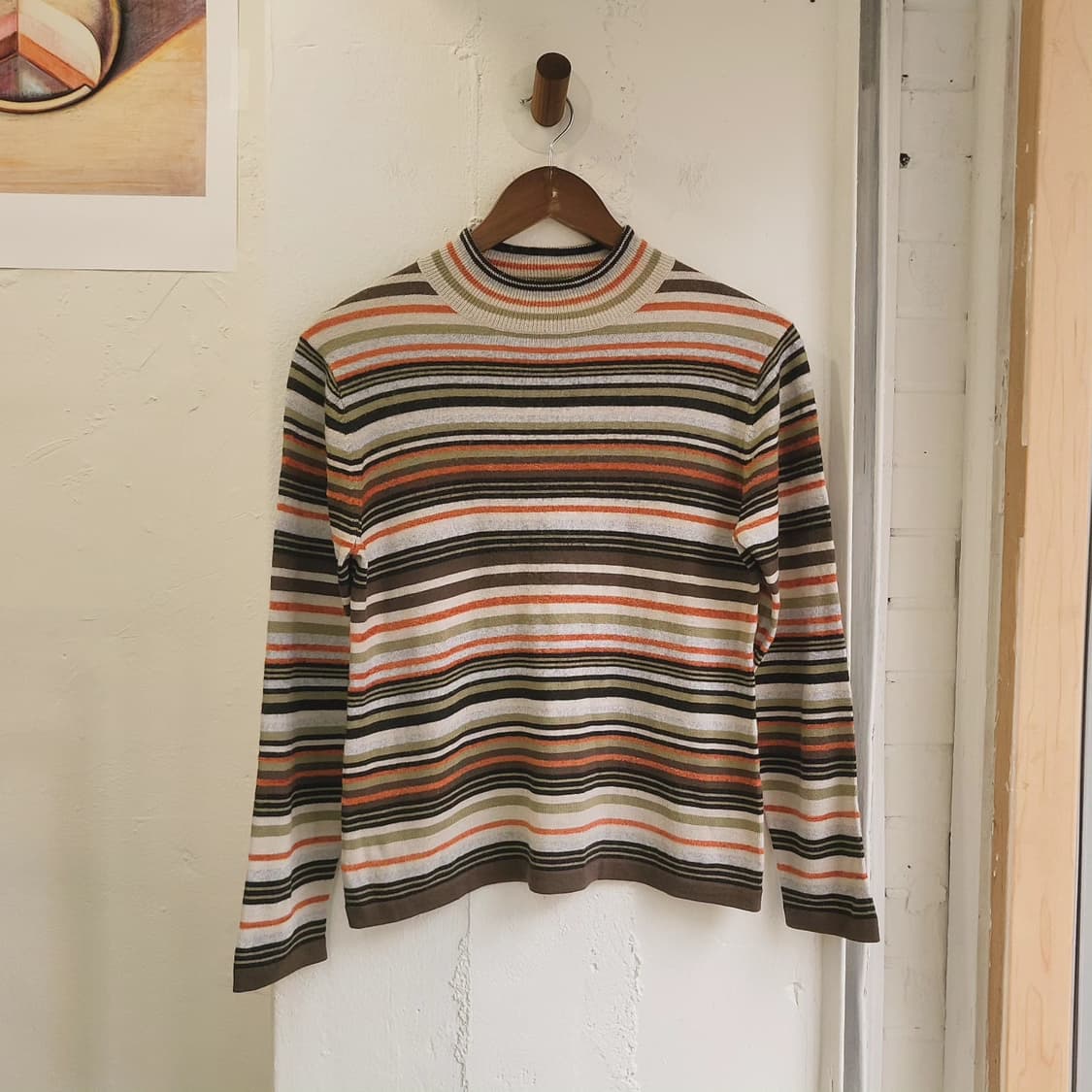 LB 스트라이프 모크넥 니트티 상품이미지1