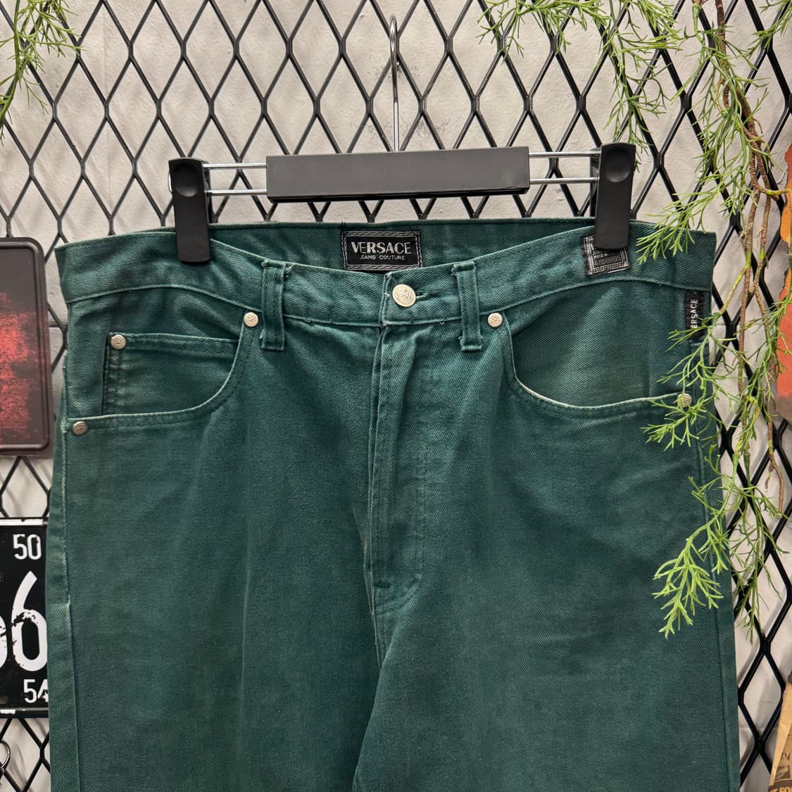 90s 베르사체 진스 꾸뛰르 코튼 팬츠 후면 로고탭 포인트 그린 상품이미지3