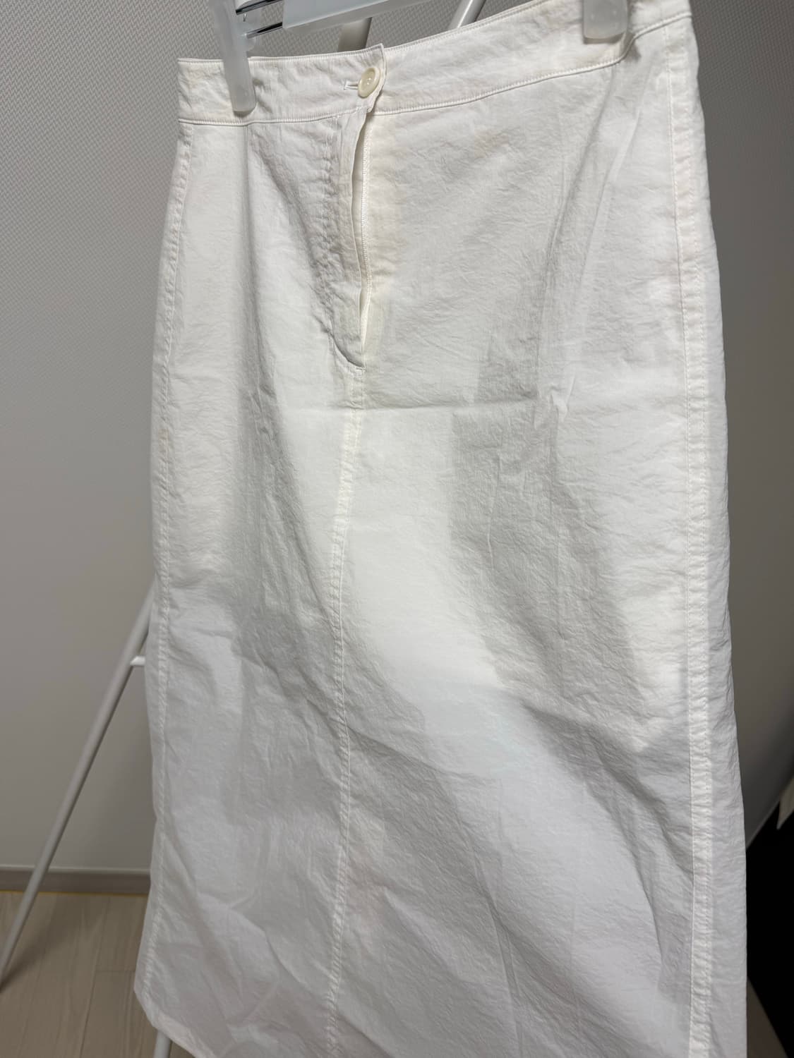 아모멘토 시어 롱스커트 화이트 1사이즈 상품이미지4