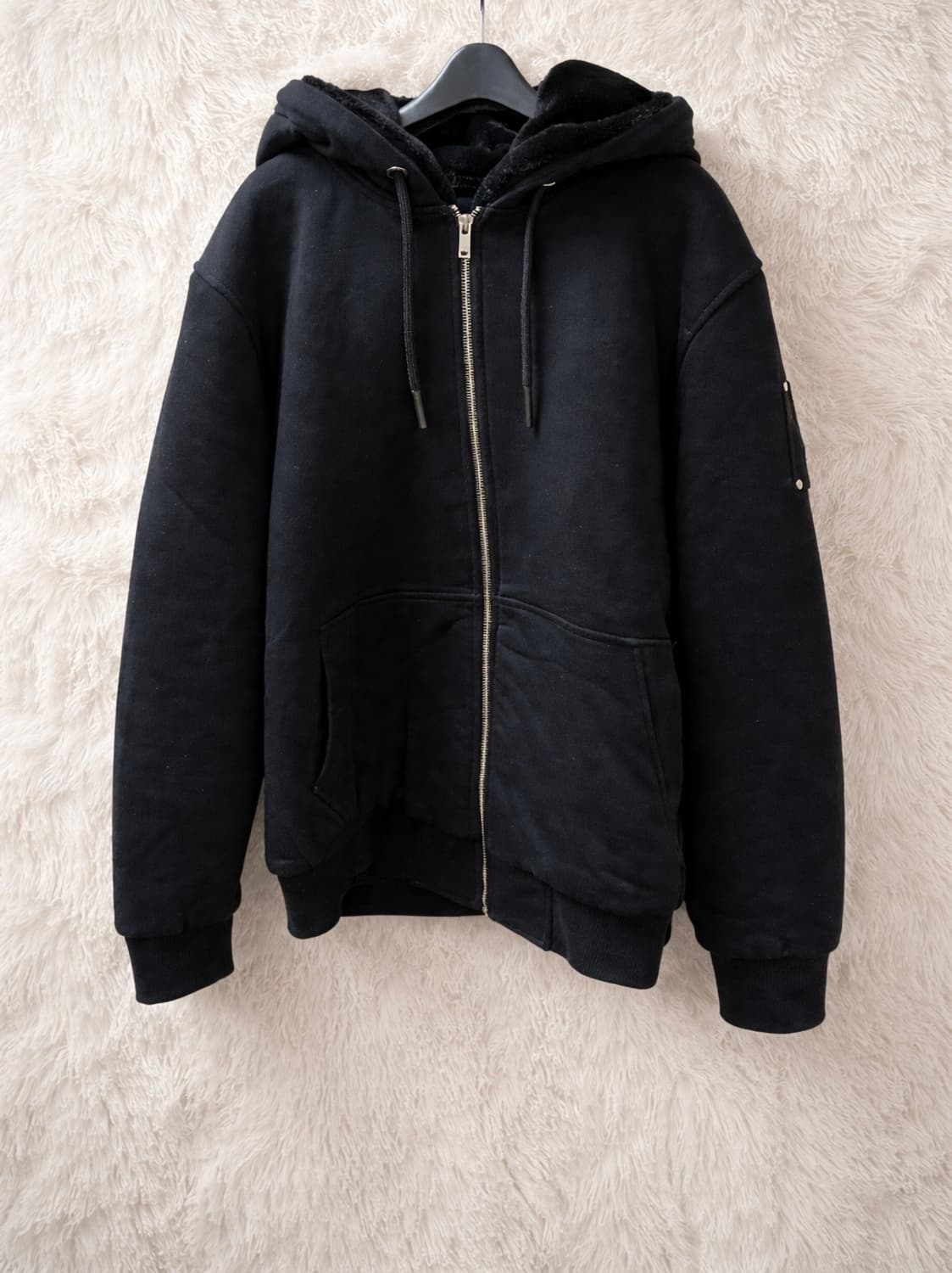 (새상품급) 블랙퍼 무스너클 버니스웨터[XL]  상품이미지1