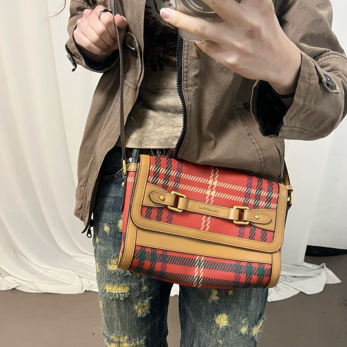 Beanpole Crossbody Bag 상품이미지3