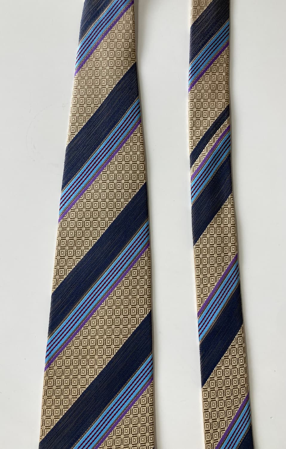 아쿠아스큐텀 넥타이 상품이미지3