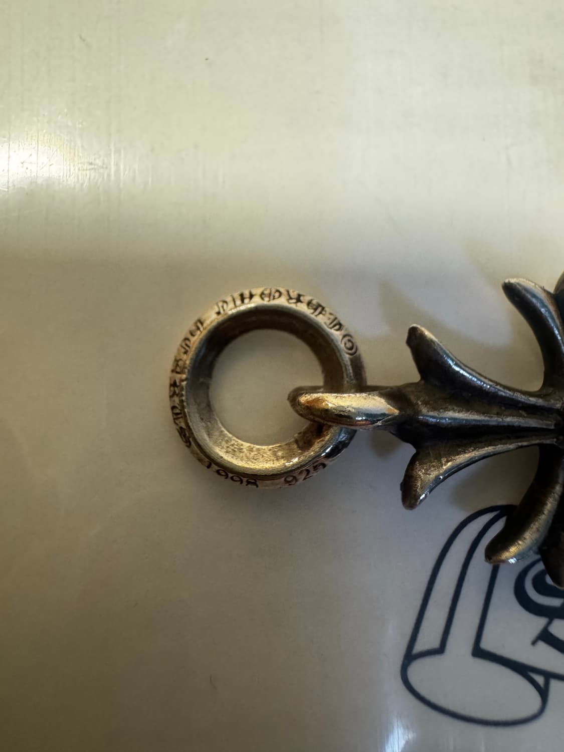 크롬하츠 타이니 크로스 펜던트 상품이미지4