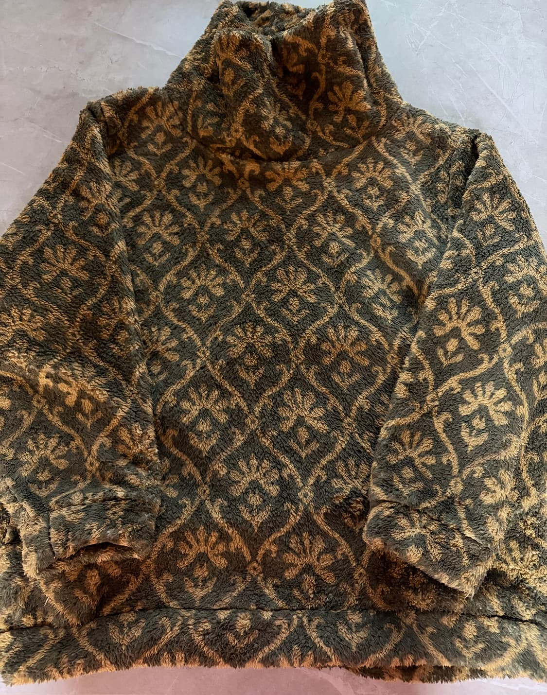 캐피탈 요세미티아라베스크 빅하이넥 플리스 스웻 상품이미지1