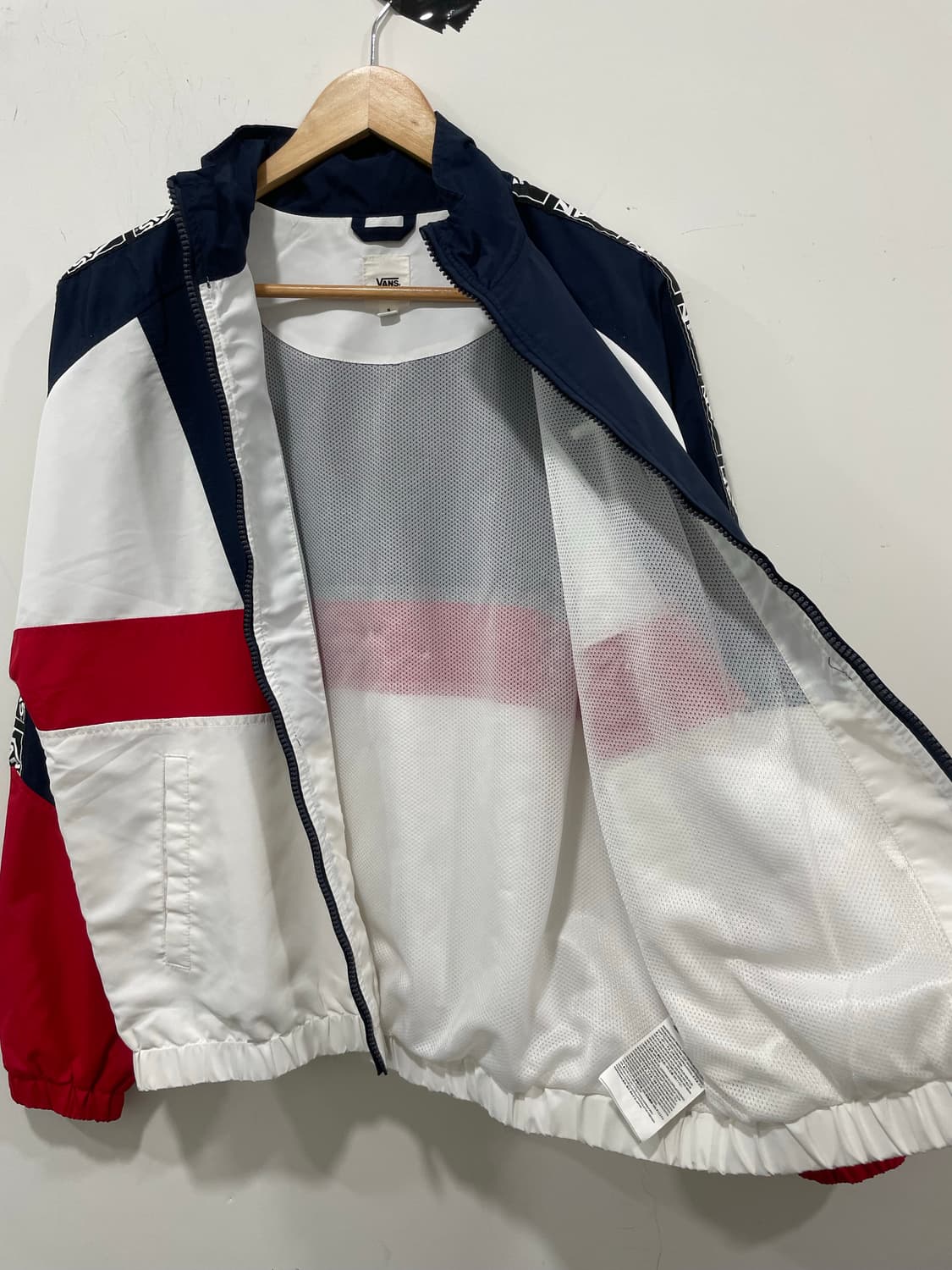 Vans 반스 사이드 로고테이핑 윈드 브레이커 상품이미지7