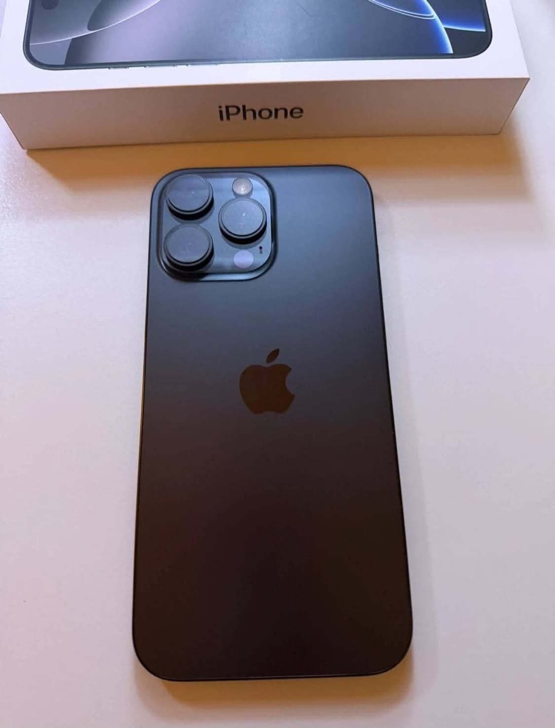 아이폰16프로맥스 256기가  상품이미지3