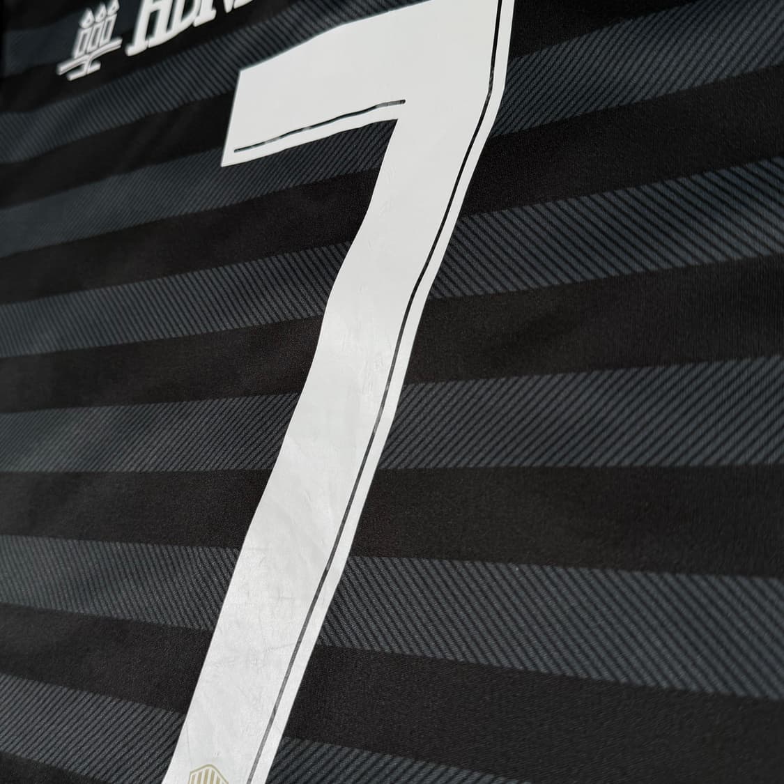 19 아식스 빗셀 고베 축구 유니폼 다비드 비야 상품이미지9