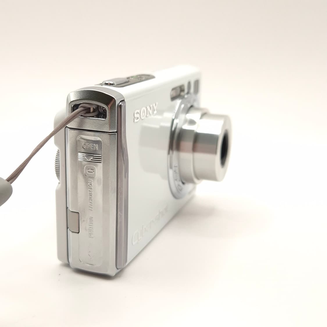 ✨ 소니 DSC-W80 화이트 🤍 깔끔함 끝판왕 감성 디카 ✨ 상품이미지2