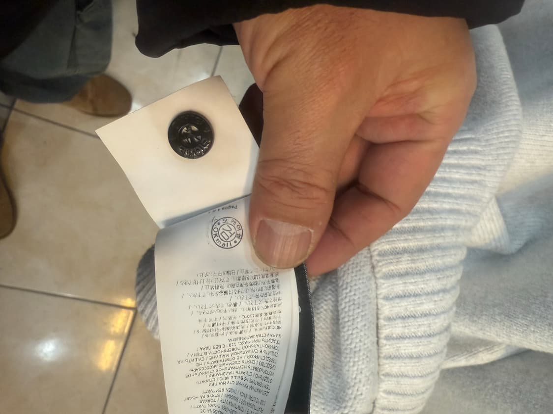 100 정품 스톤아일랜드 니트 팝니다 상품이미지7