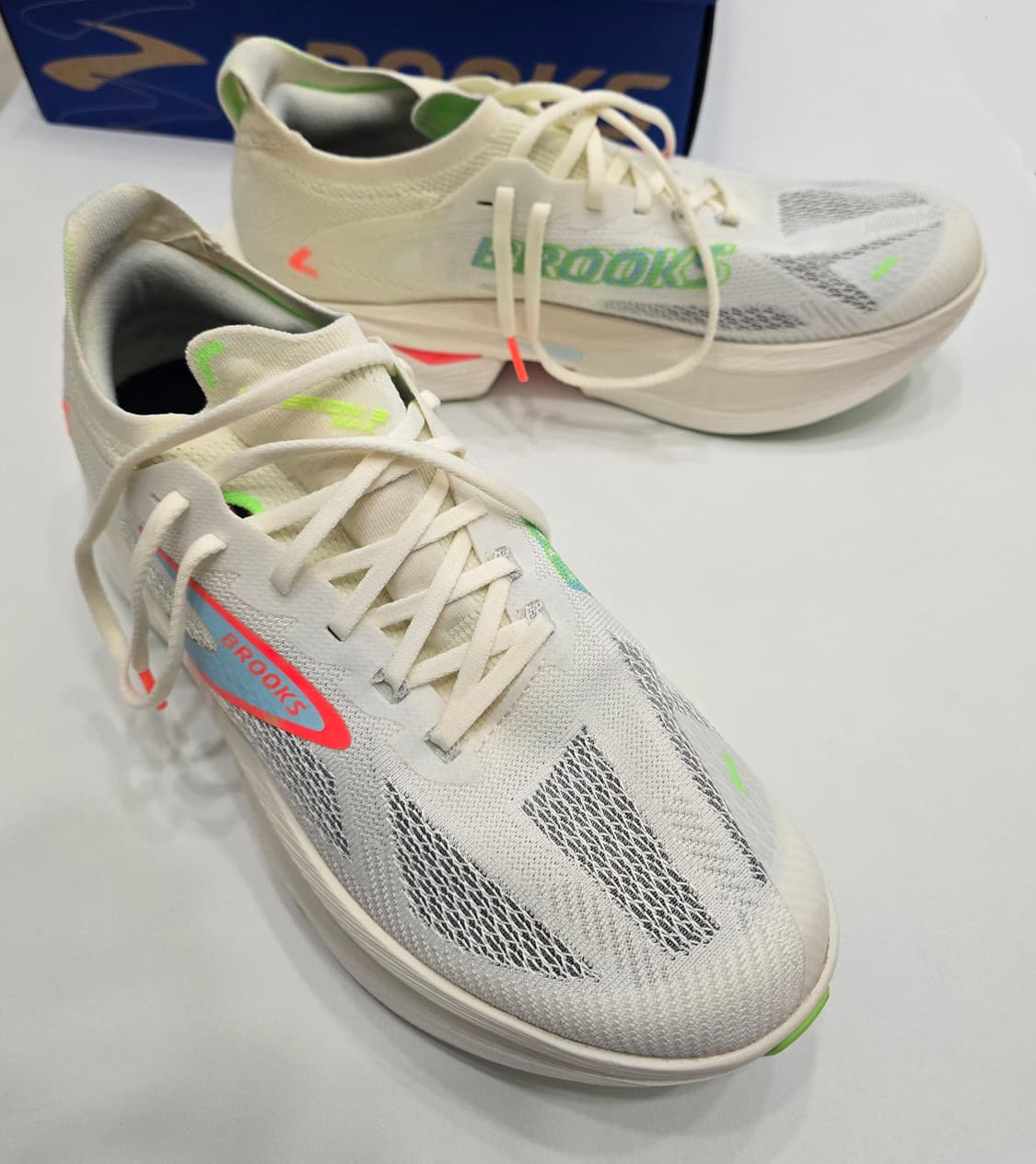 브룩스 하이페리온맥스3 280 상품이미지1