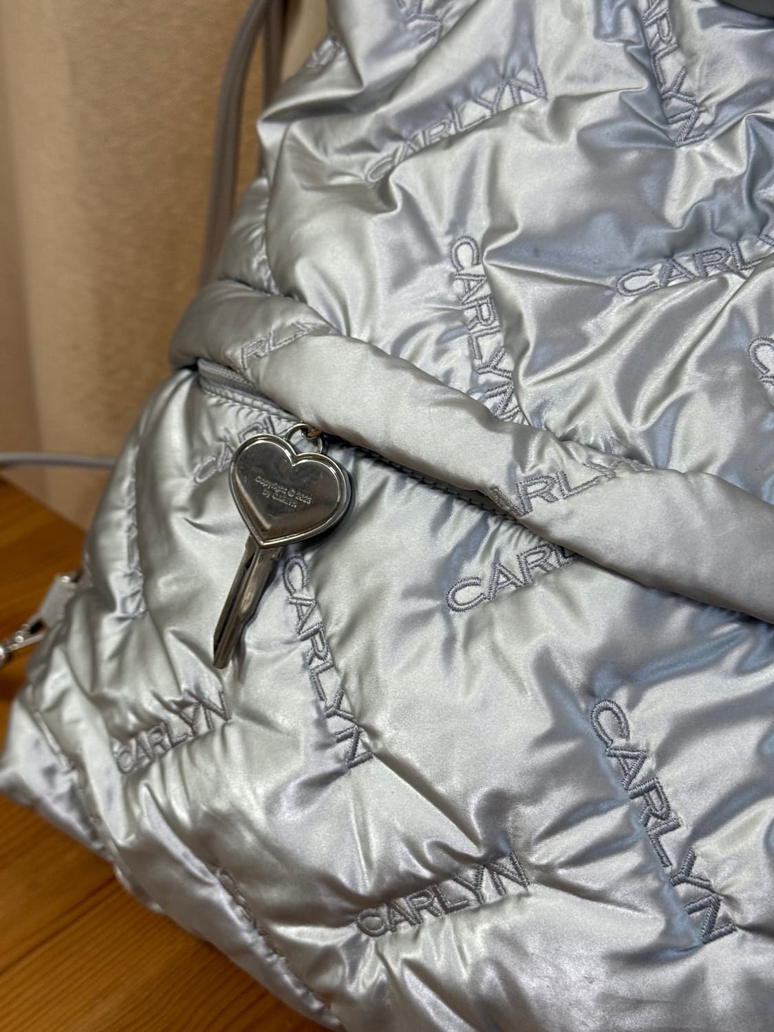 칼린 트위 여성가방 백팩 실버 상품이미지3