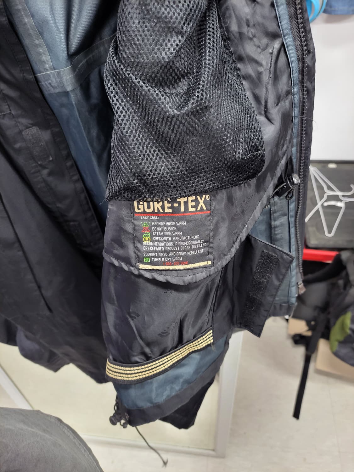 노스페이스 고어텍스 xcr 바람막이 점퍼 m L 상품이미지4