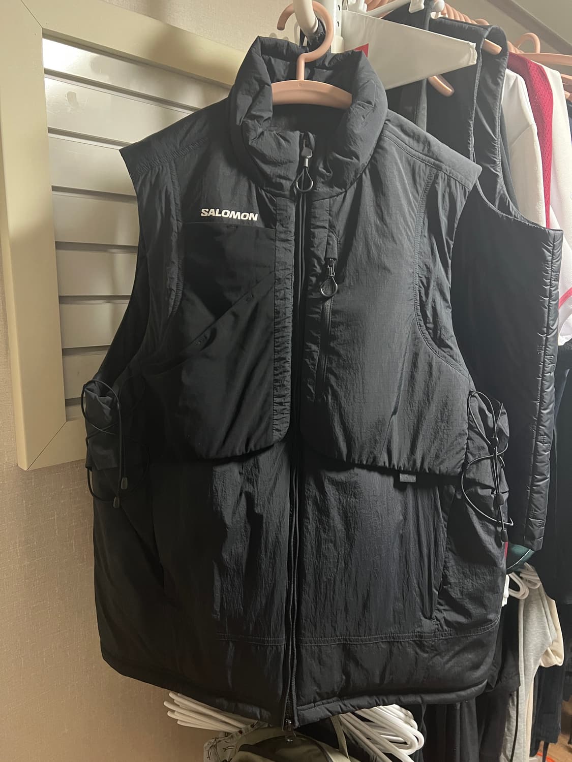 살로몬 패딩조끼 상품이미지1