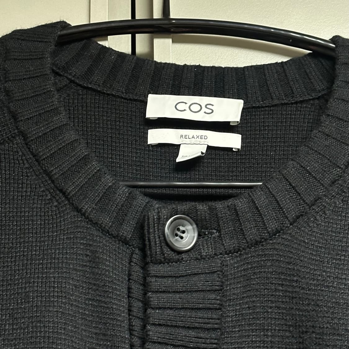 코스 라운드넥 가디건 블랙 남성M 상품이미지2