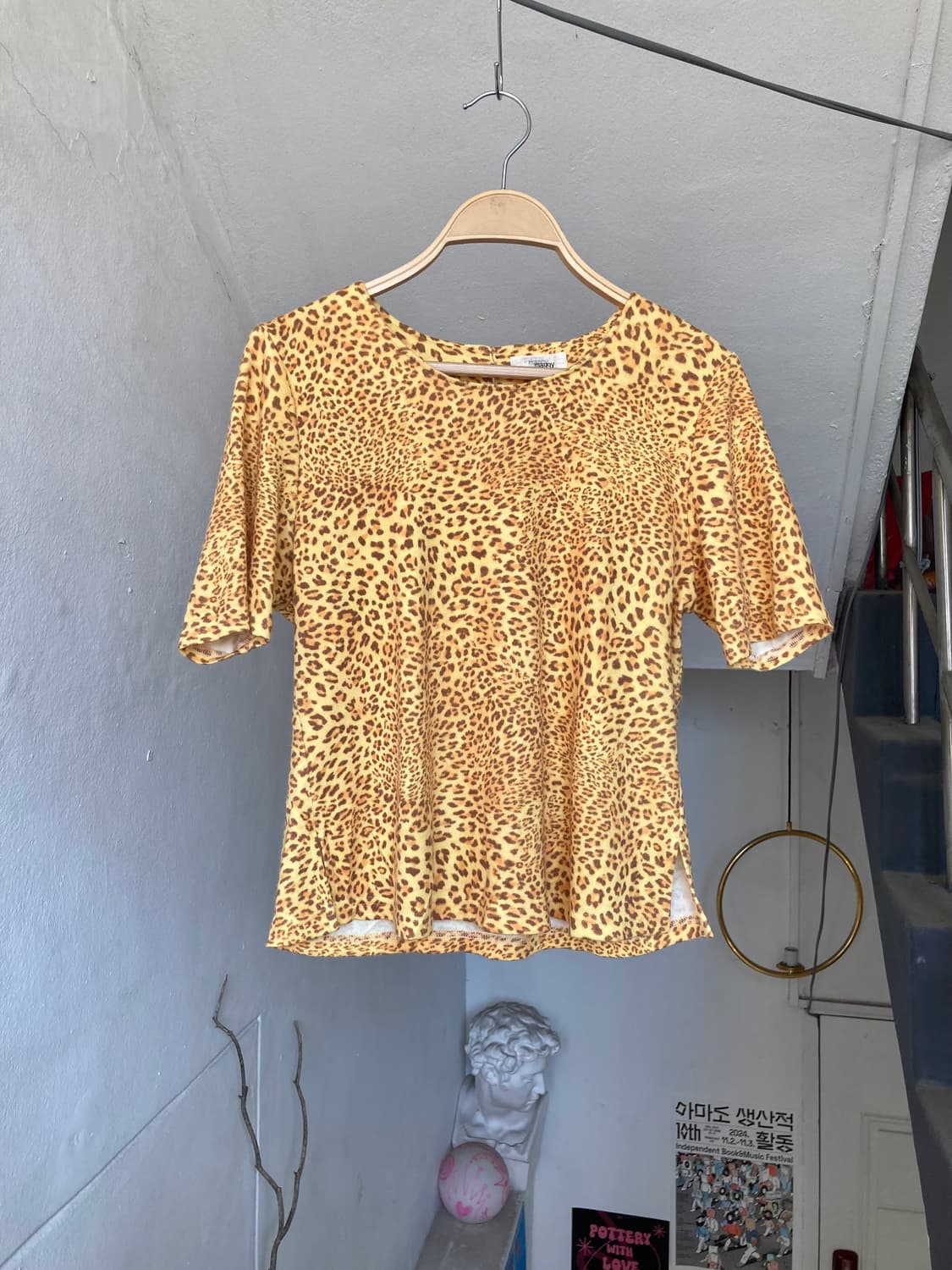호피 패턴 크롭 니트 반팔탑 상품이미지1