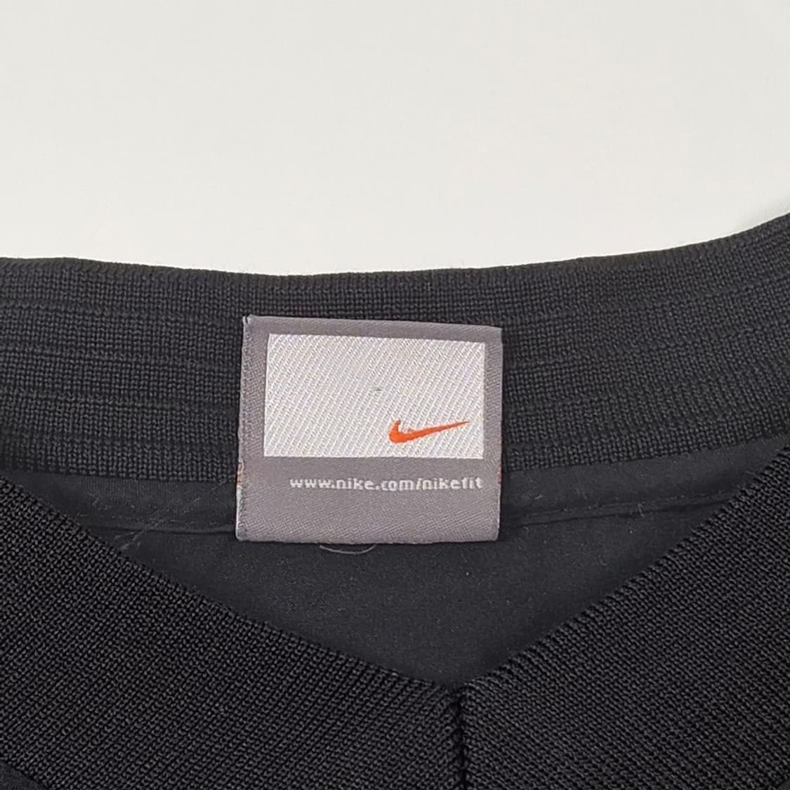 나이키 올드스쿨 센터 스우시 브이넥 웜업 L 상품이미지6