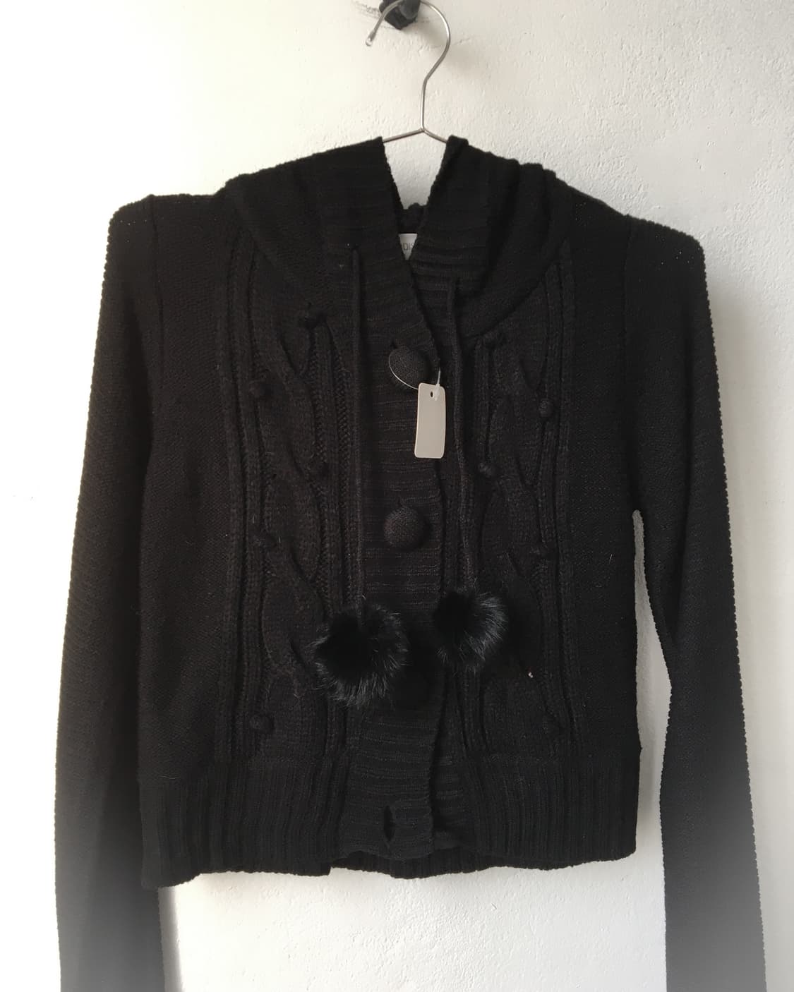 Pom pom cable pattern knit hood cardigan 상품이미지3