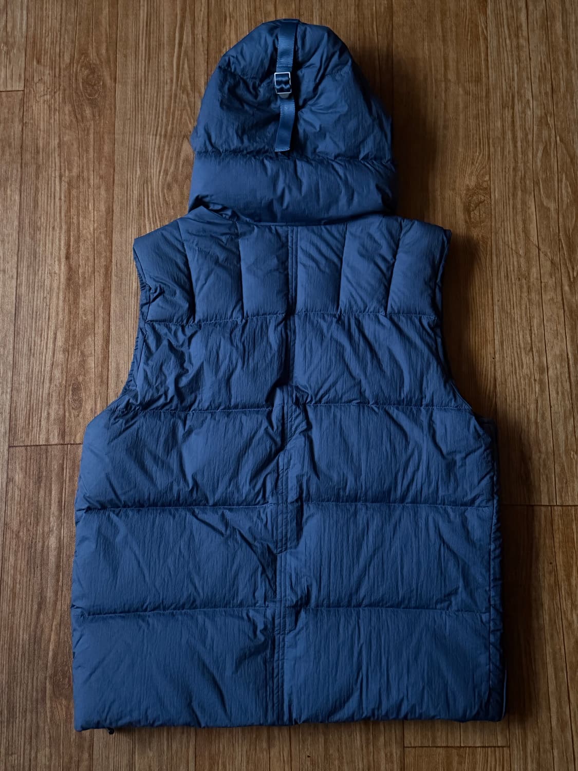 CP컴퍼니 나일론 고글 패딩조끼 상품이미지2