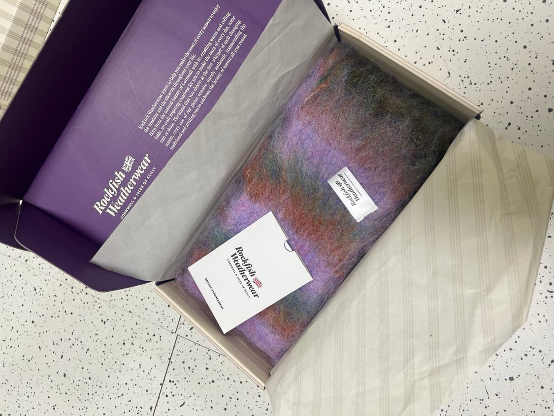 [새상품] 락피쉬 STRIPE SHAGGY MUFFLER 머플러 핑크 상품이미지2