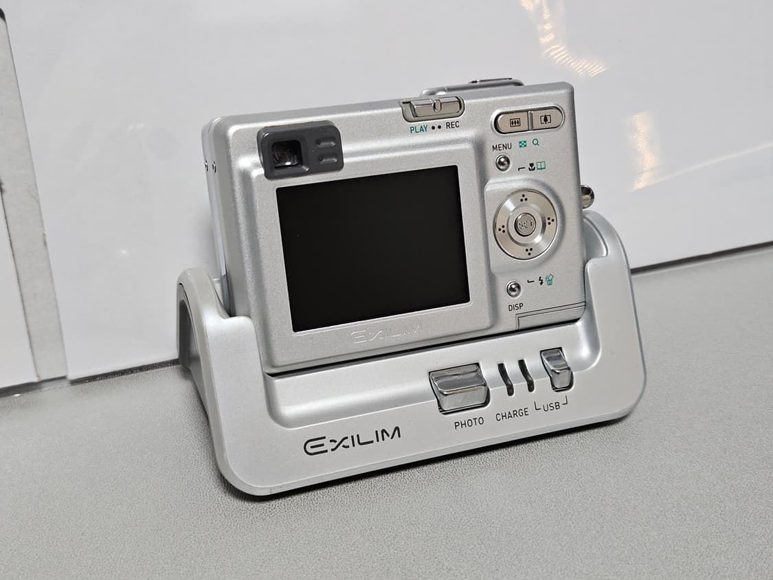 카시오 엑슬림 z3 빈티지 디카 상품이미지1