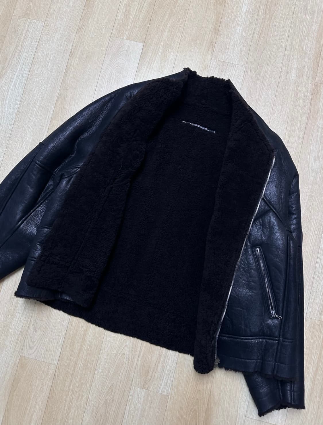 율리우스 무스탕 상품이미지2