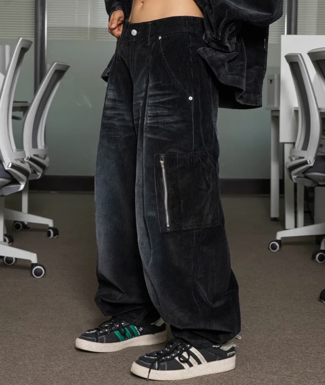 엑스톤즈 워싱 와이드 벌룬 코듀로이 팬츠 상품이미지1