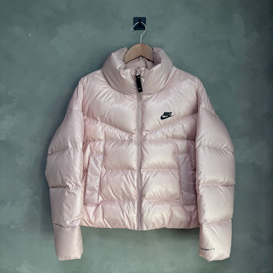 나이키 써마핏 덕다운 패딩 핑크 상품이미지1