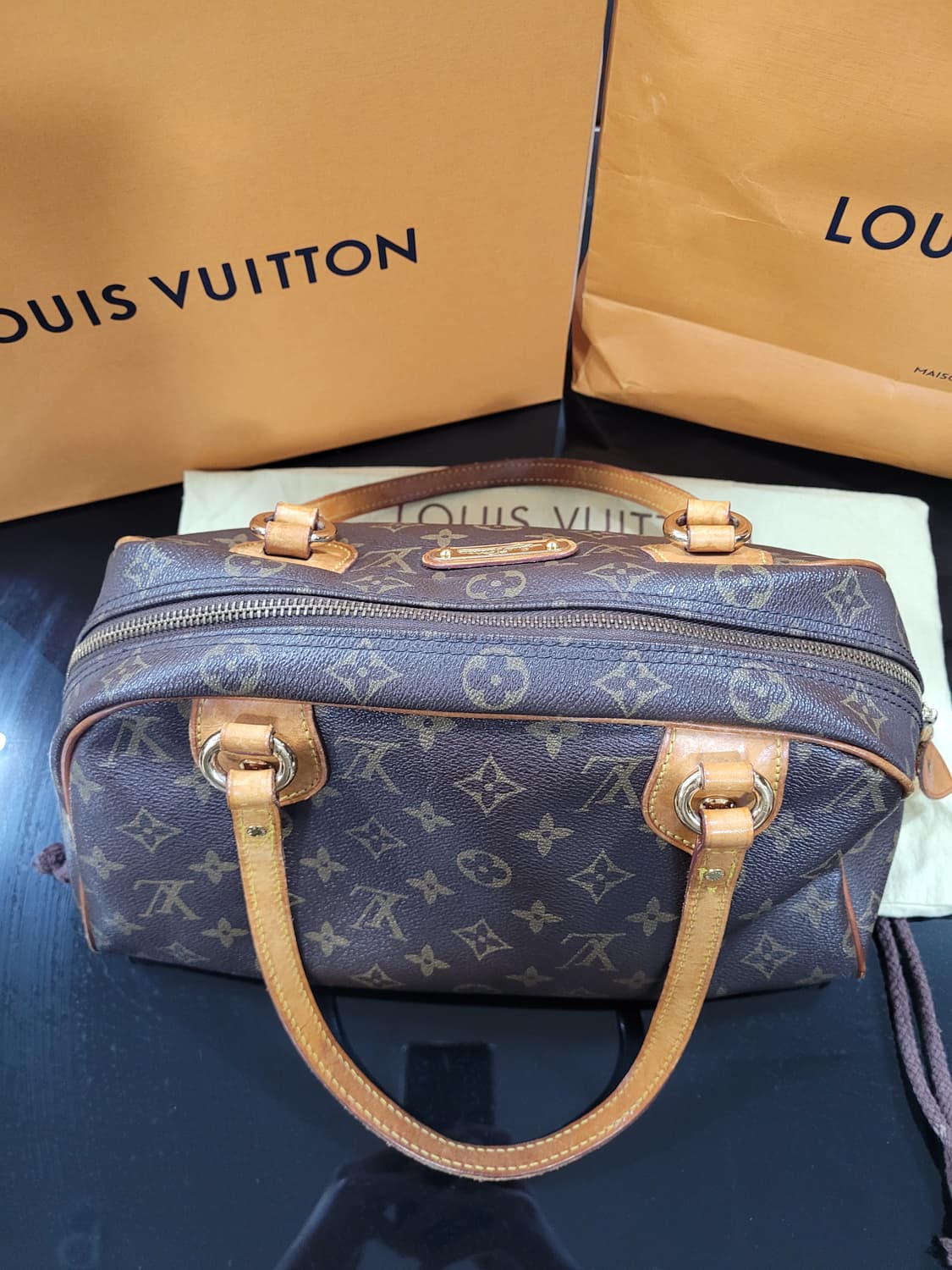 루이비통 숄더백 상품이미지4