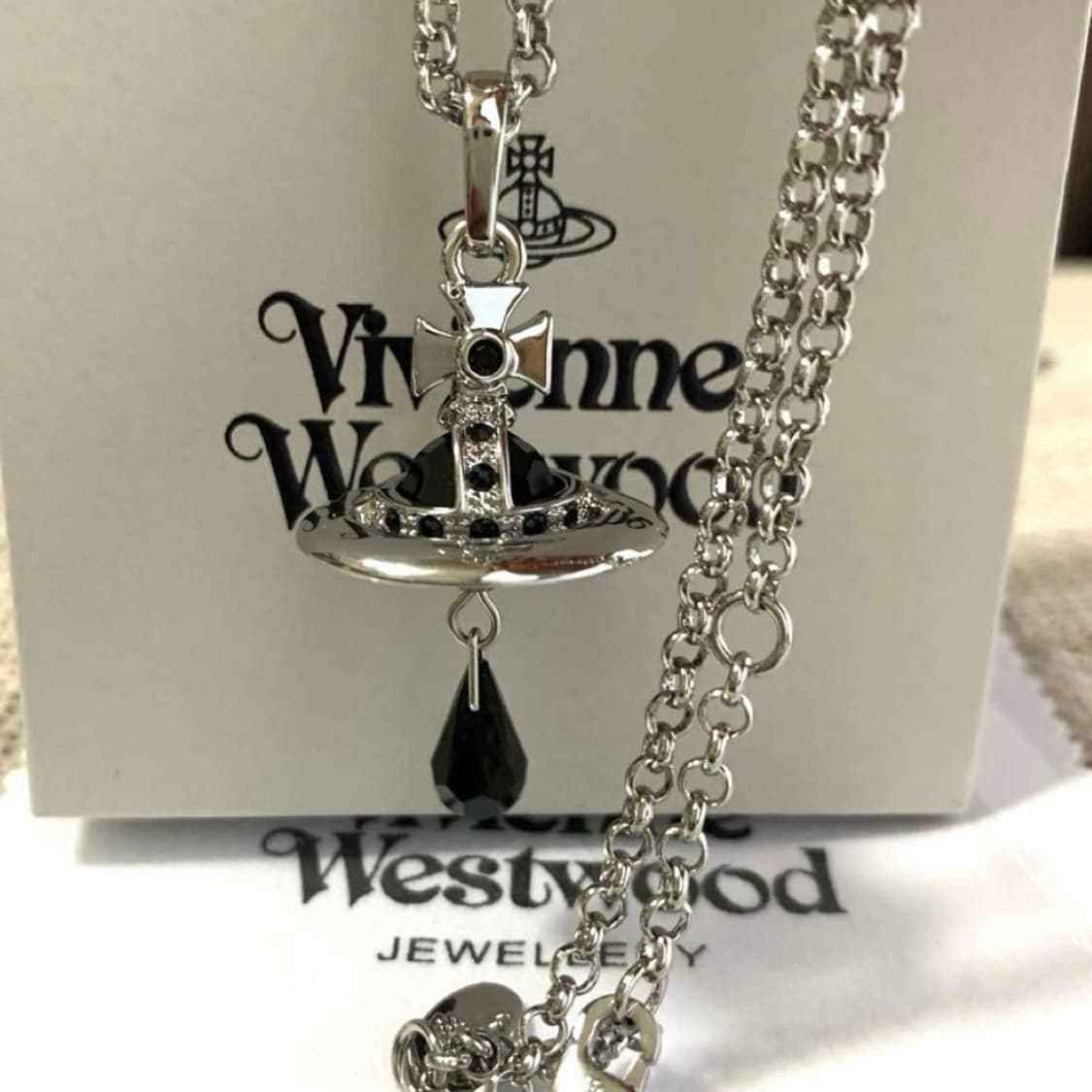 비비안웨스트우드 아카이브 블랙 원석 3d orb 드롭팬던트 목걸이 상품이미지1
