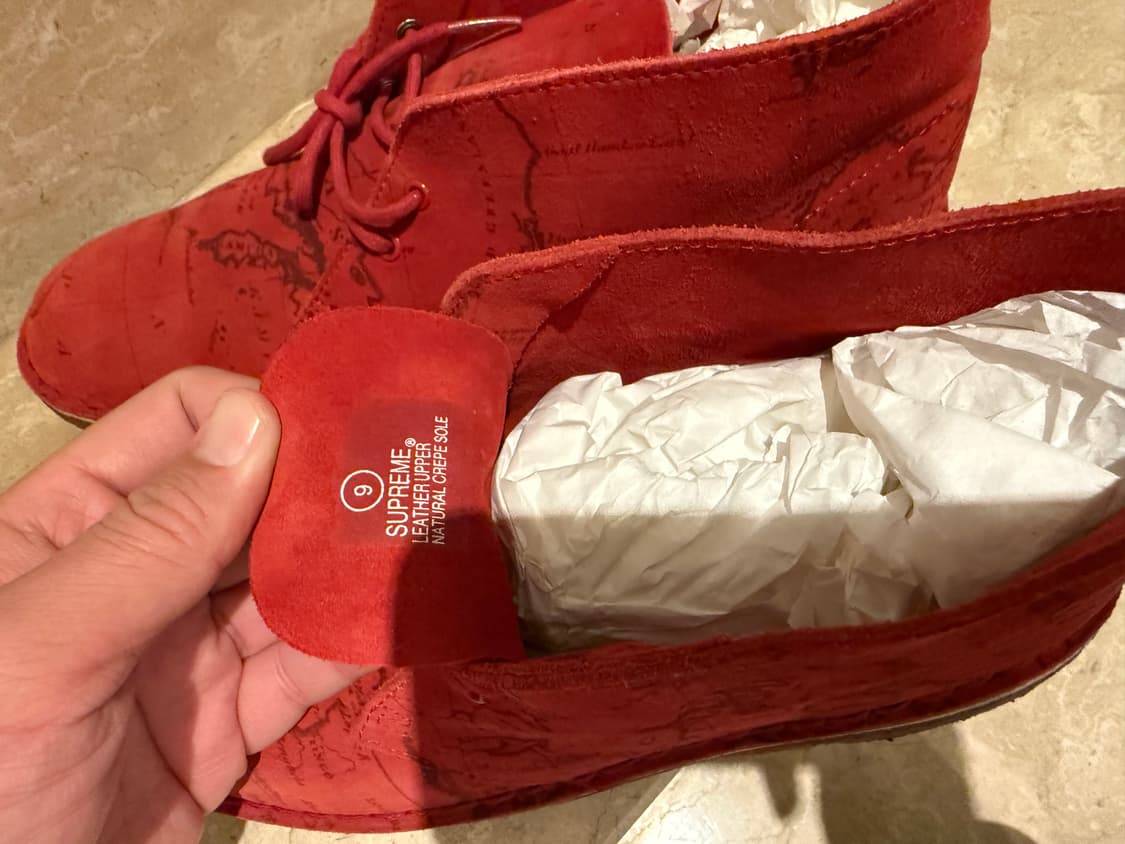 슈프림 월드맵 클락스 월라비 상품이미지3