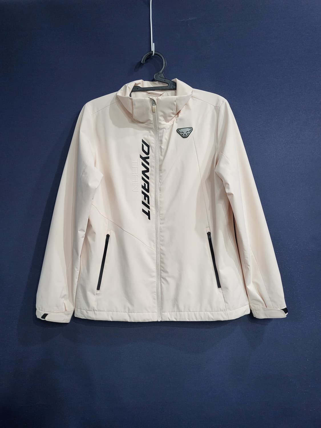 다이나핏 바람막이 자켓 상품이미지1