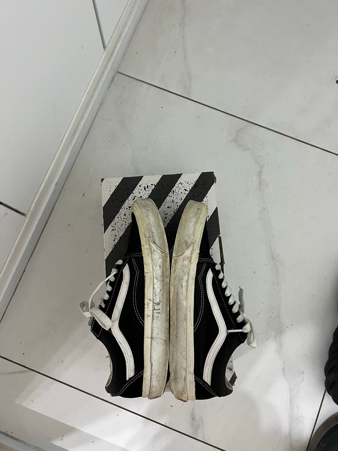 Vans Vault OG Old Skool LX Black 상품이미지4