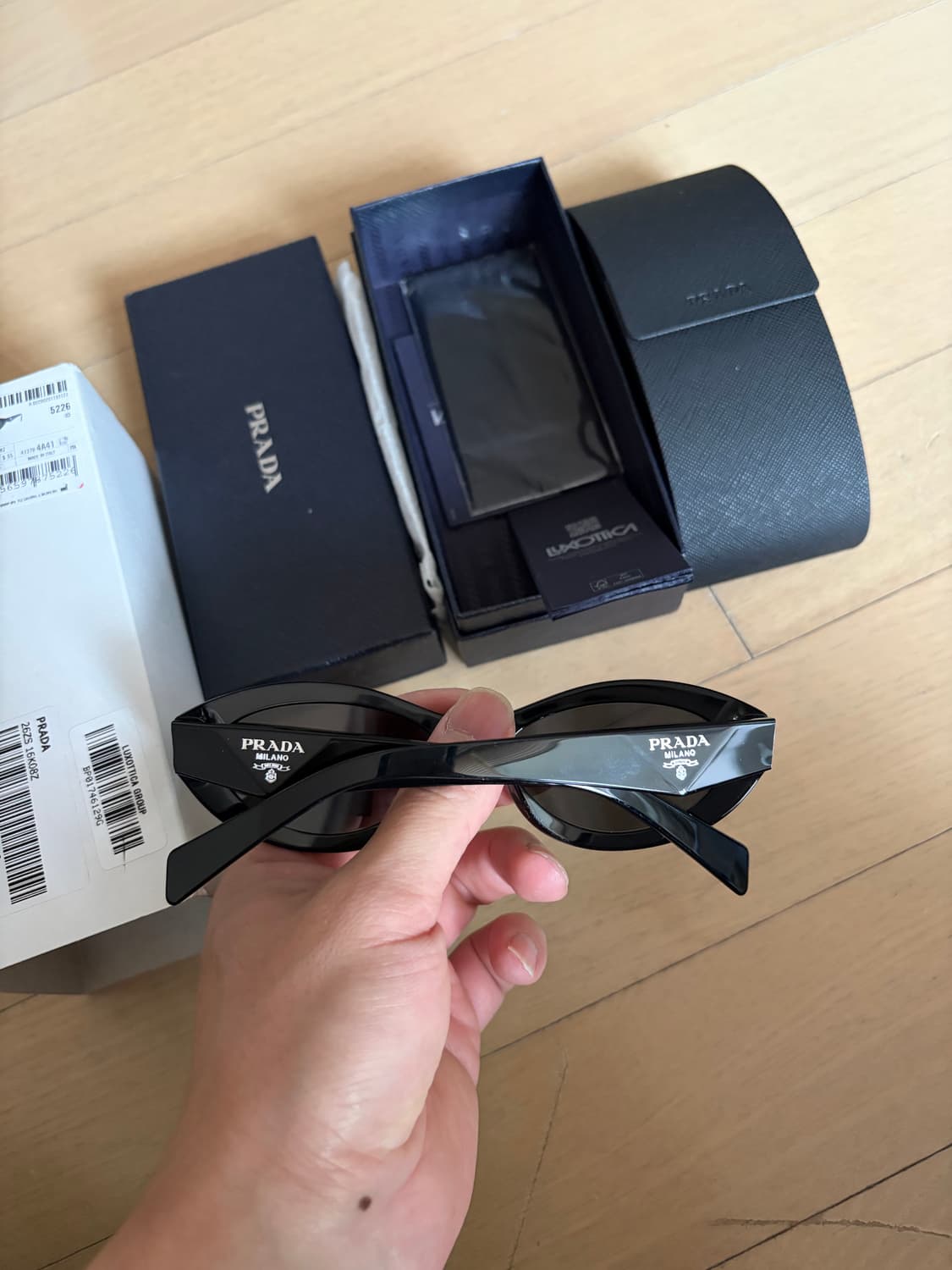 프라다 심볼 선글라스 OPR 26ZS 상품이미지6