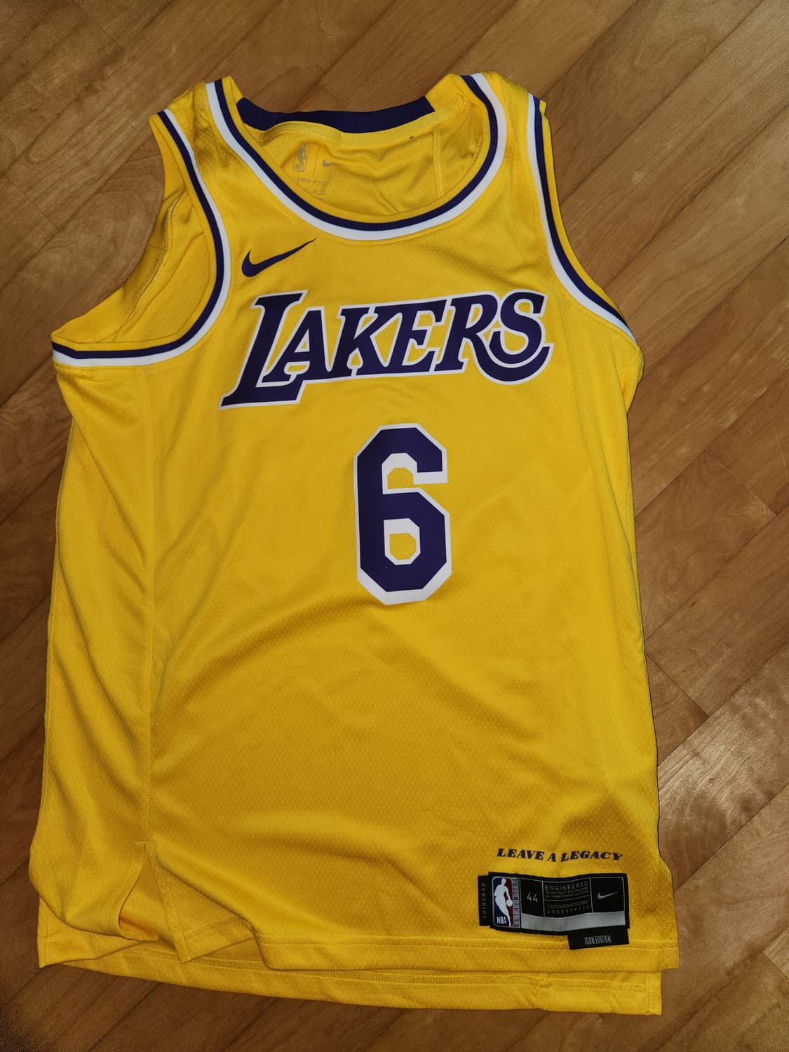 Nike LeBron James LA Lakers Icon Edition 상품이미지2