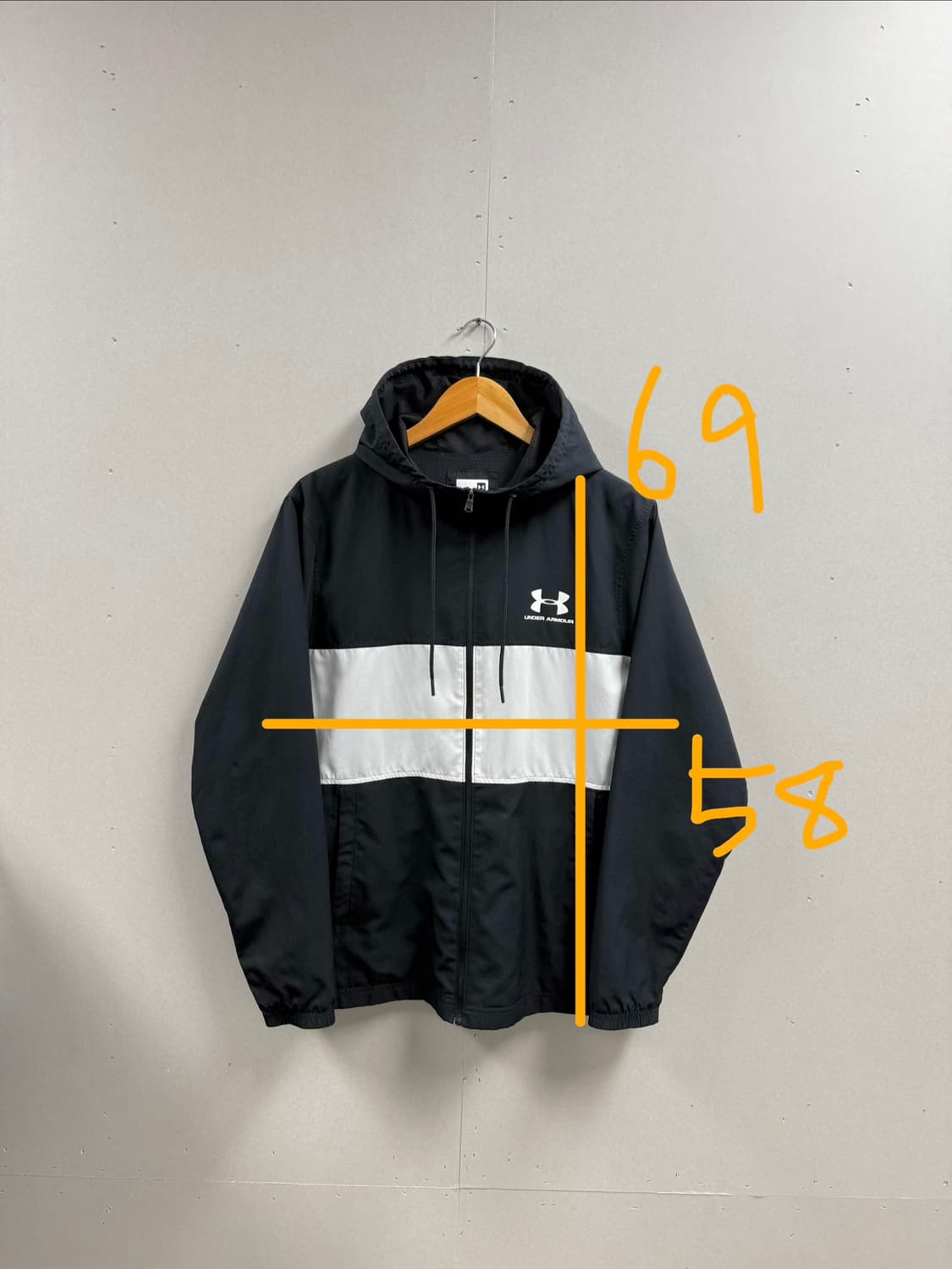 남성 L / 언더아머 바람막이 블랙/화이트 상품이미지2