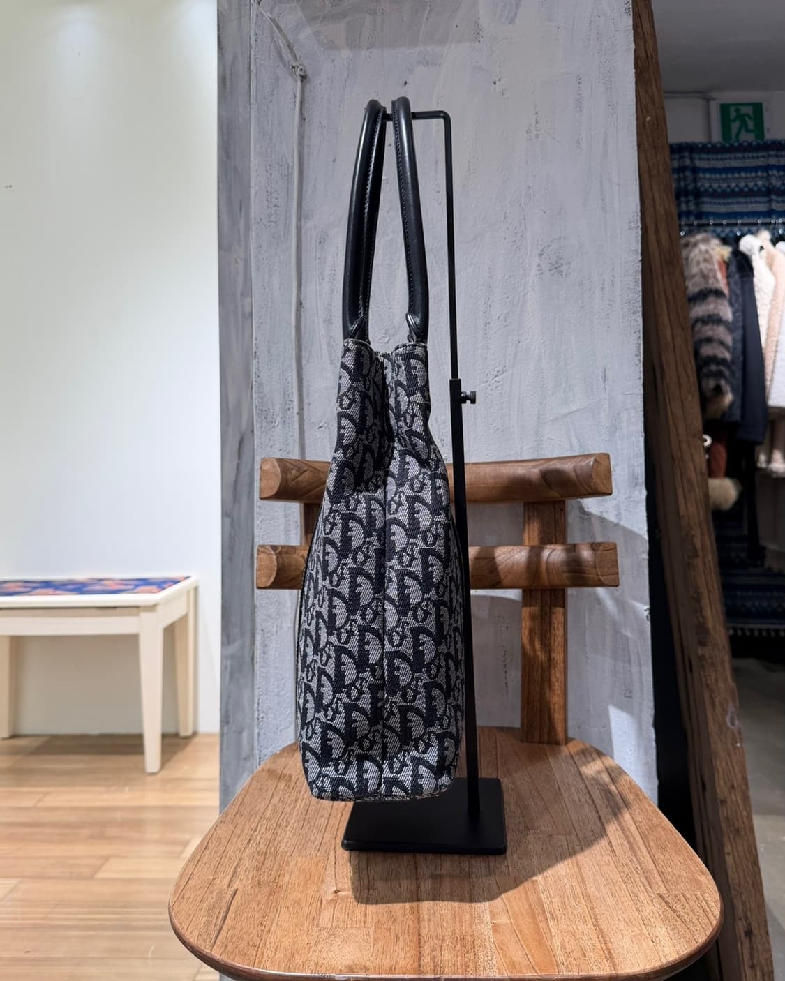 크리스찬 디올 오블리크 캔버스 레더 트리밍 트로터 토트백 상품이미지5