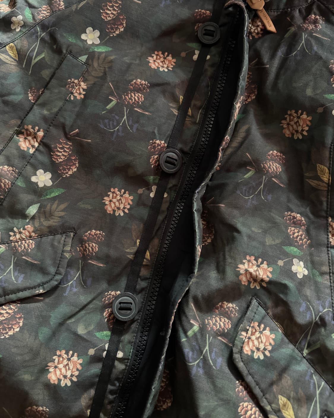 노스페이스 화이트라벨 덕다운 패딩자켓 상품이미지4