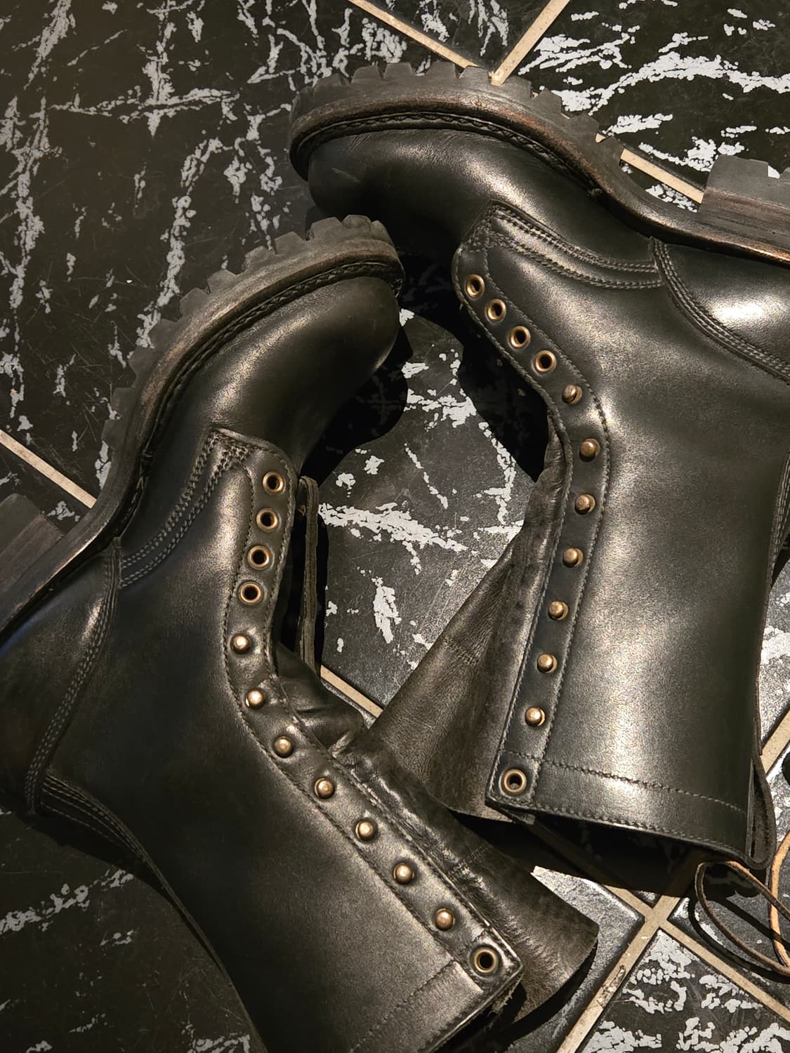 화이츠부츠 스모크점퍼 8d 상품이미지5