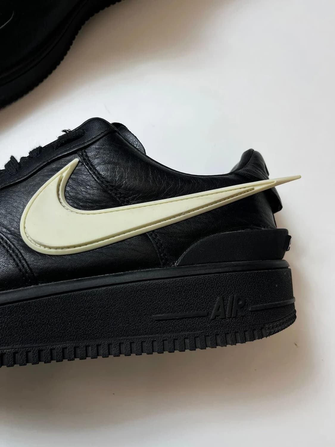 나이키 x 앰부쉬 에어포스 1 로우 SP 스니커즈 Q1393 상품이미지6