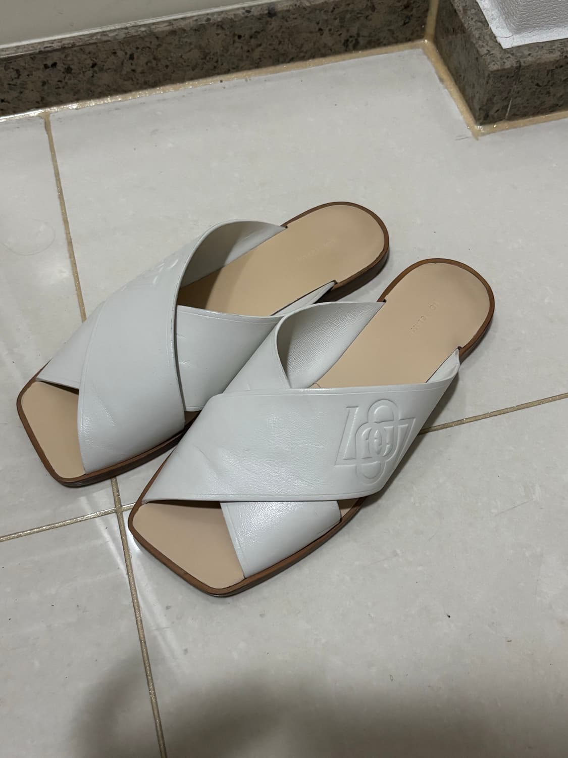 로우클래식 샌들 슬리퍼 상품이미지1