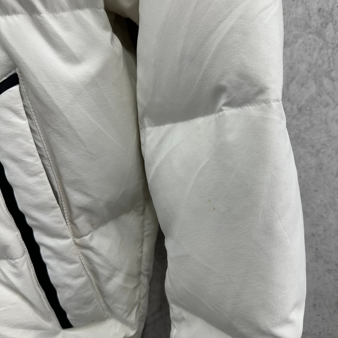 90 디스커버리 여자 덕다운 숏패딩 상품이미지8