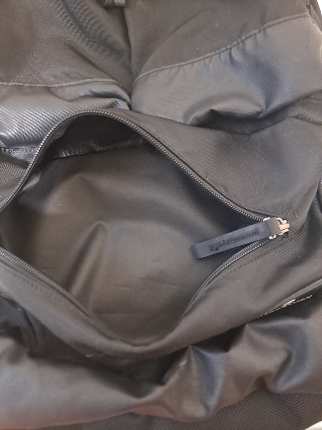 빅토리녹스 알몬트 3.0 백팩
 상품이미지1