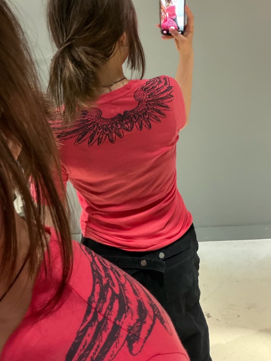 Armani exchange back wings detail top 상품이미지4