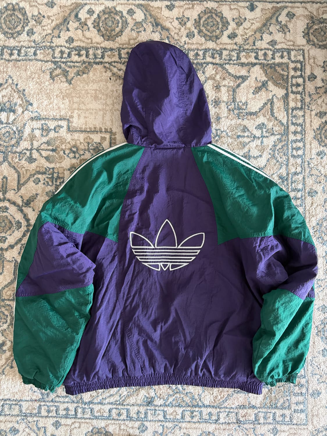 아디다스 올드스쿨 바람막이 누빔점퍼 상품이미지8