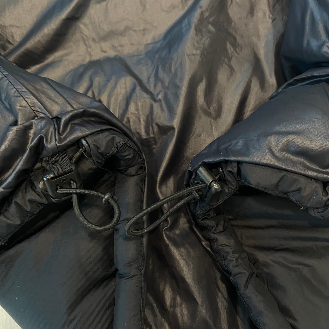 콜롬비아 옴니쉴드 구스 다운 패딩 M 블랙 상품이미지7