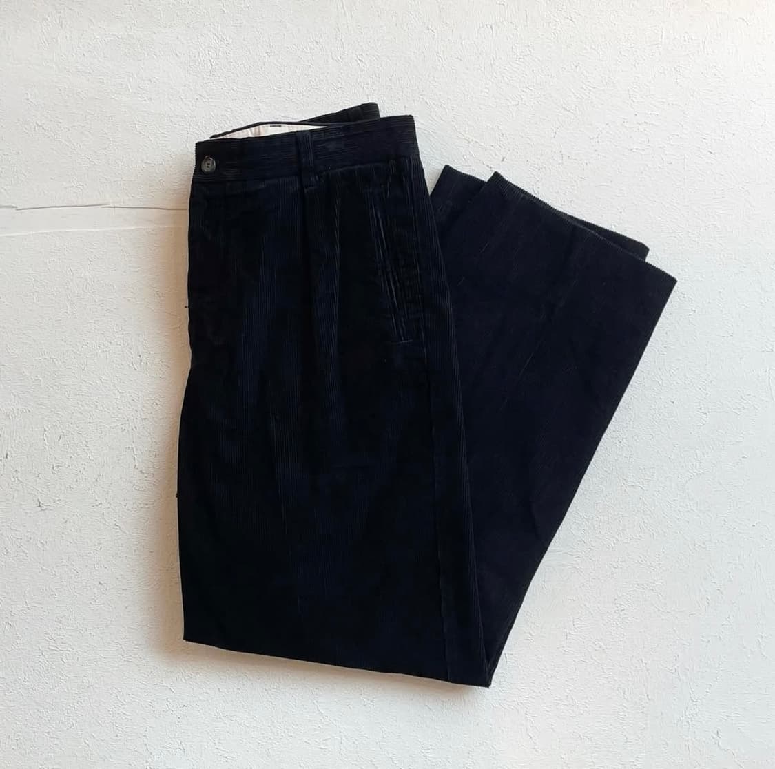 조르지오 아르마니 코듀로이 블랙 팬츠 상품이미지1