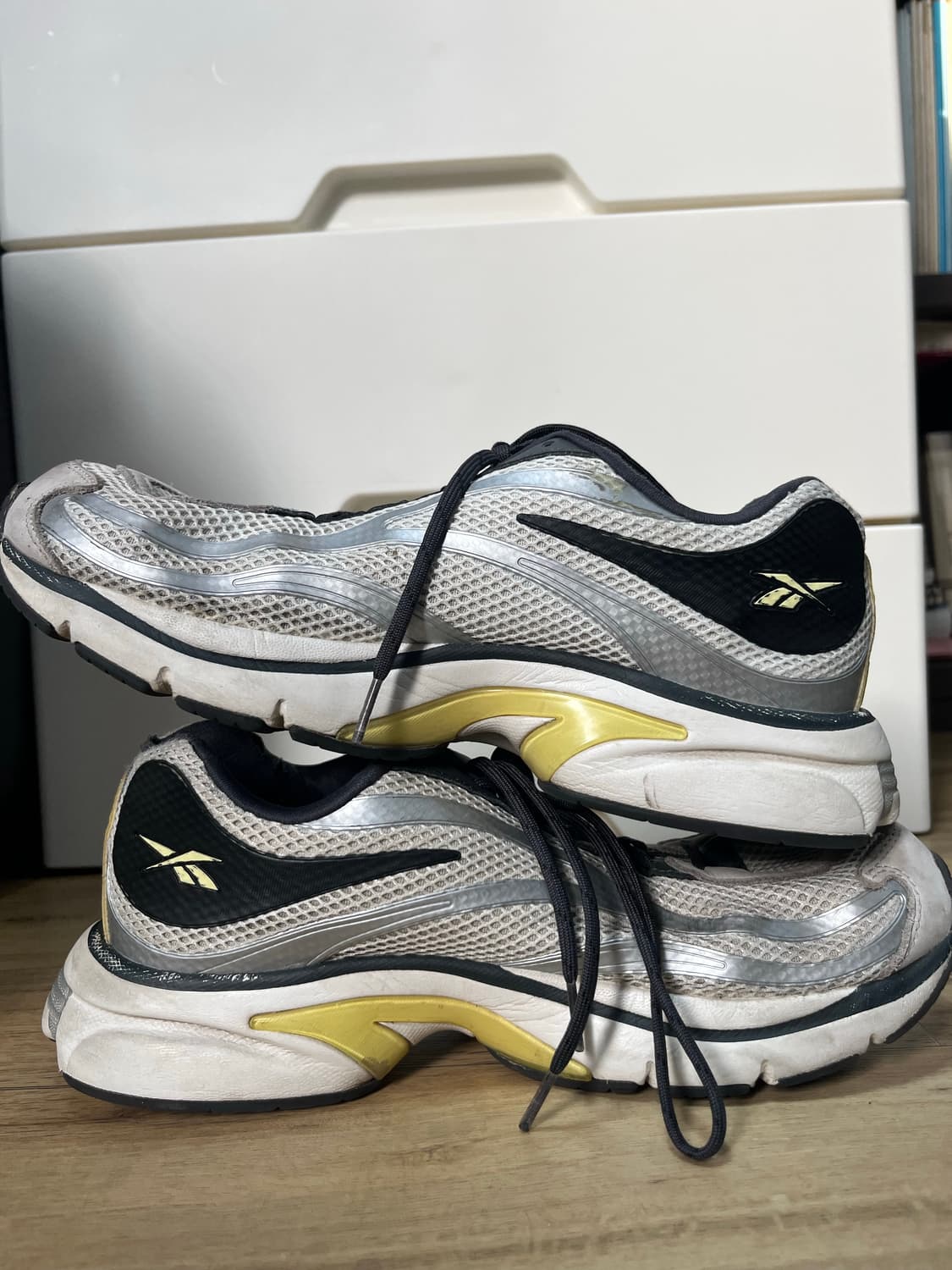 리복X라이풀 RBK 프리미어 펌프 패리스(GX0057) 270 사이즈 상품이미지1