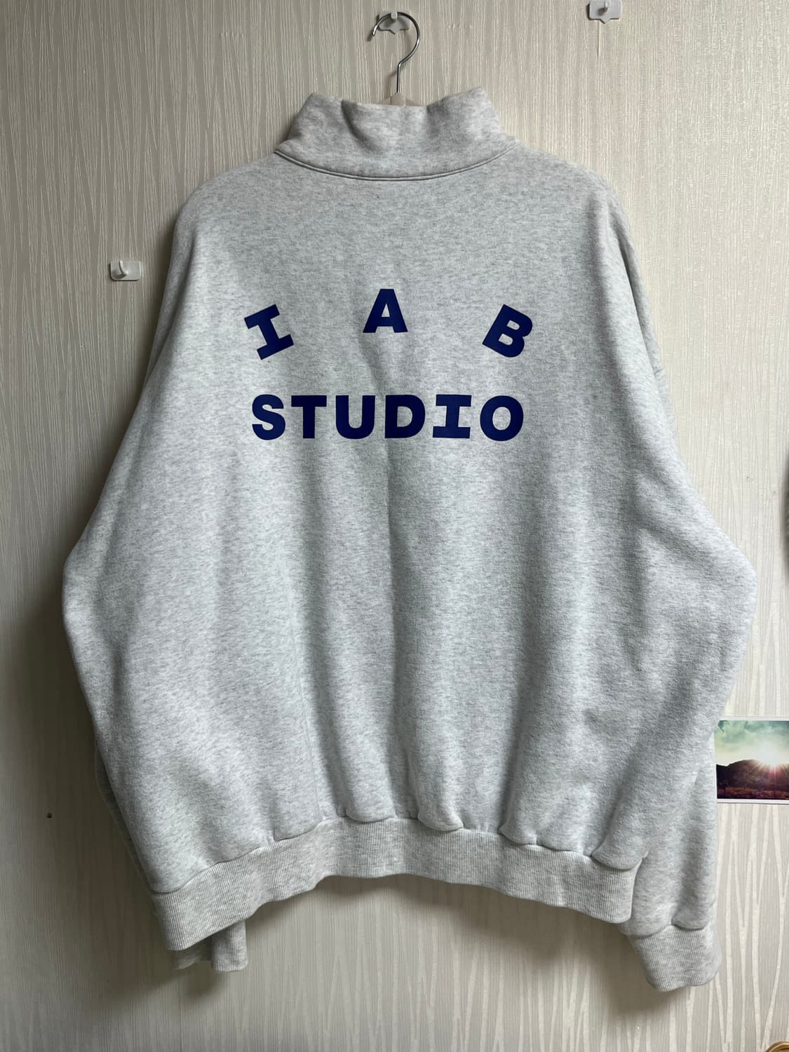 아이앱 스튜디오 하프 집 반집업 풀오버 라이트 그레이 상품이미지5