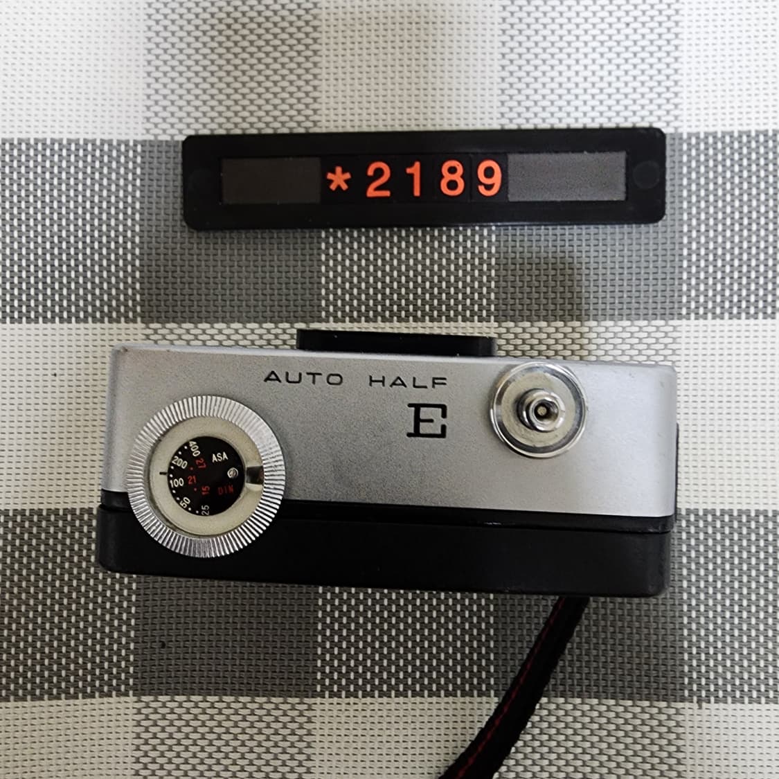 리코 오토하프 E 필름카메라 실버바디 상품이미지2